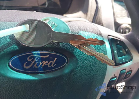 2015 Ford Police Interceptor из США, поврежденный, VIN 1FM5K8AR0FGC68568